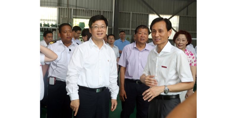 康涛市长一行现场考察轮机动力拆装实训中心